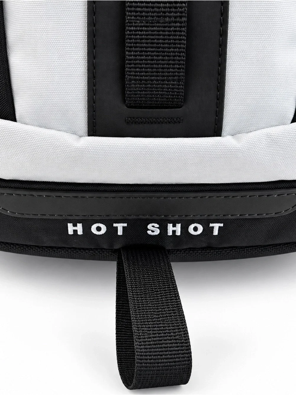 The North Face Hot Shot SE Backpack 30L TNF White/TNF Black NWT